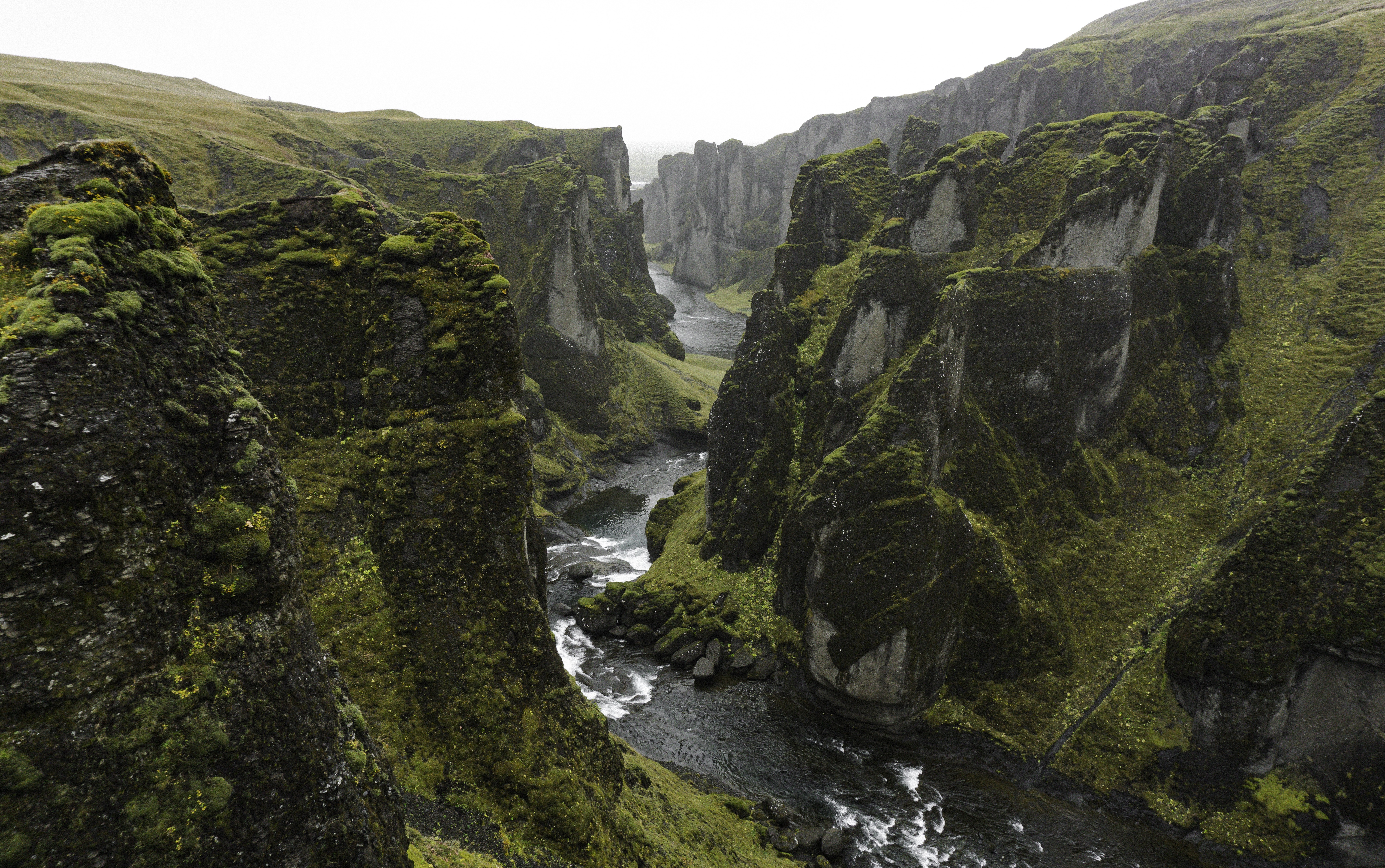 Cânion Fjaðrárgljúfur, Islândia — Diego Velasco